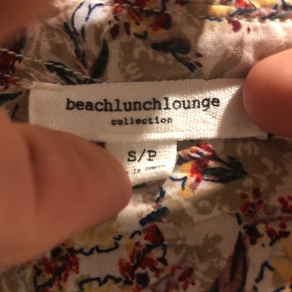Beachlunchlounge floral blouse long sleeve small - Picture 5 of 6